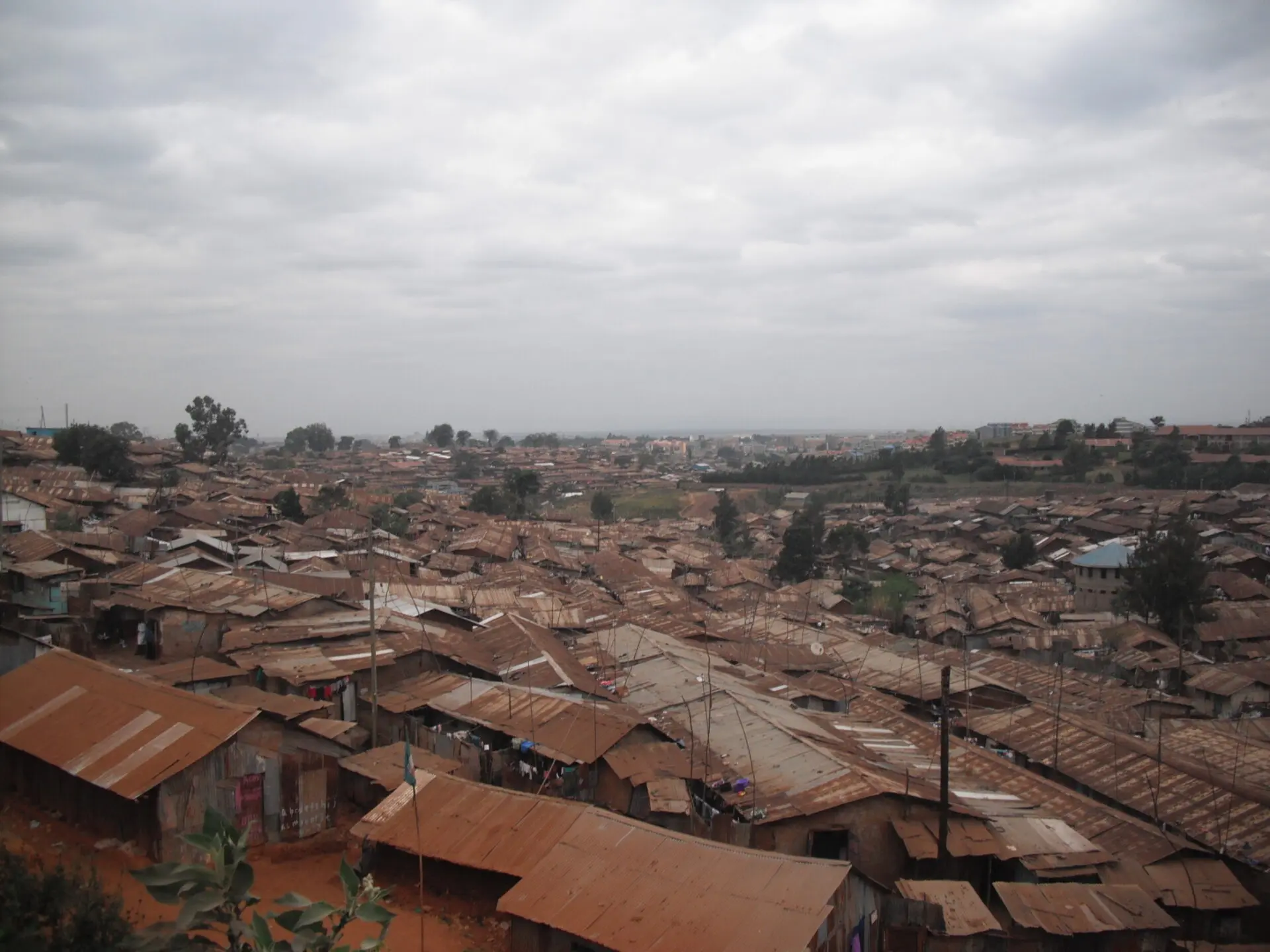 Nairobi, Kenya. Kibera informal settlement. 2010 © Marco Puzzolo